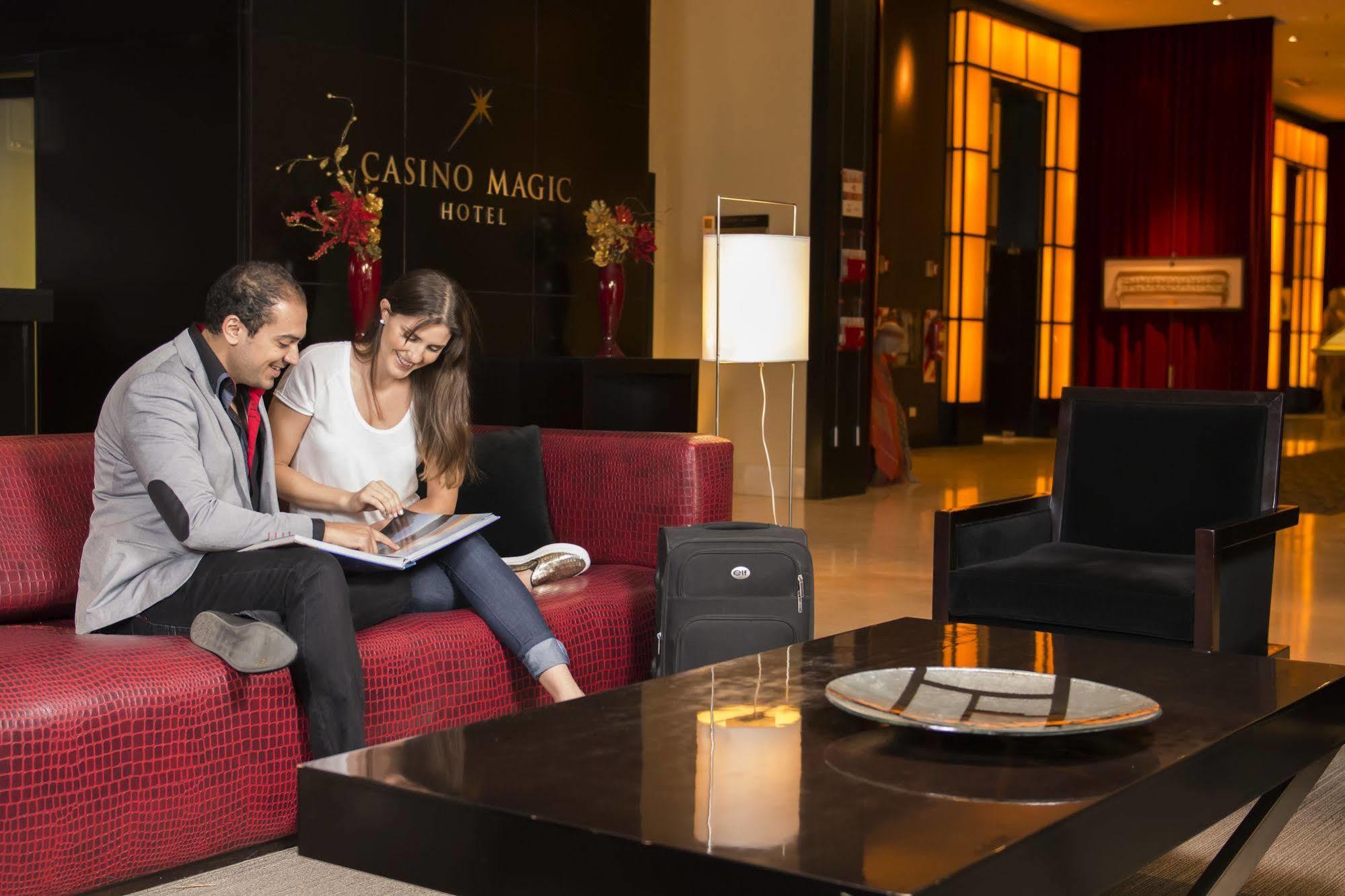 Hotel Casino Magic Neuquén Екстериор снимка